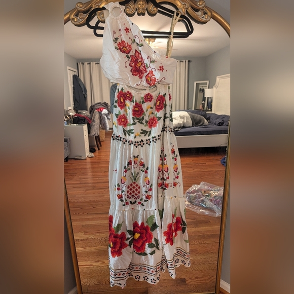 Farm Rio Embroidered Carmina Floral Maxi Dress - Picture 14 of 16
